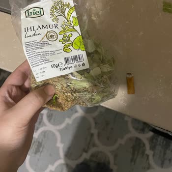 Hijyen Ve Denetim Eksikliği: Paketlerden Çıkan İzmaritler