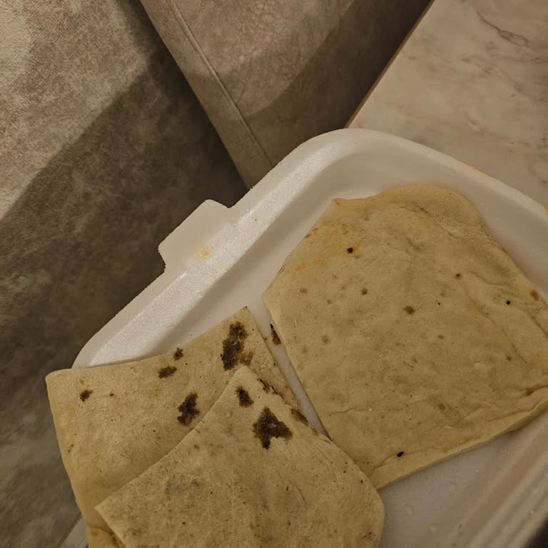 Paketçim Kebap'ta İlgi Alaka Sıfır!