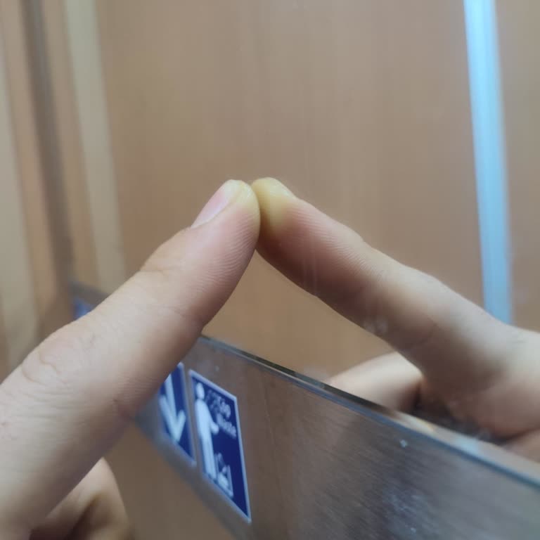 TCDD WC'de Gizli Kamera Şüphesi