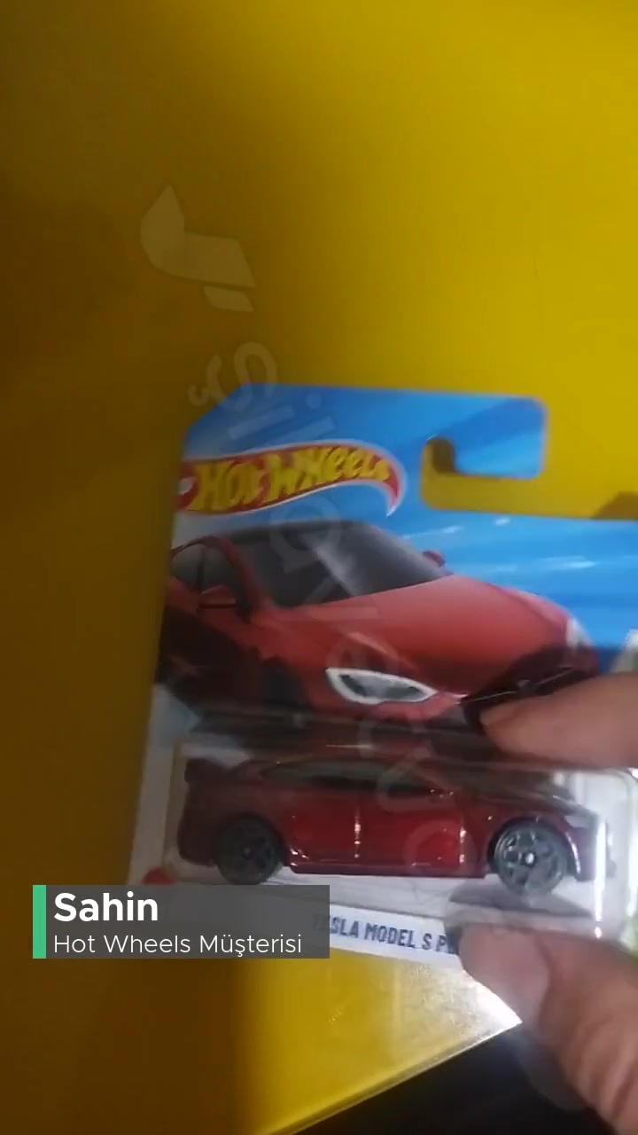 Hot Wheels  Arabalarda Olan Defo! videonun kapak resmi