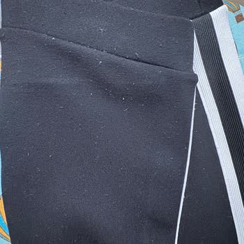 Zara Tayt Pantolonun Tüylenme Sorunu