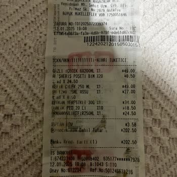 Fiskobirlik Ürünü İçinden Çıkan Tehlikeli Metal Parça!