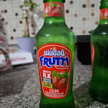Uludağ Frutti Extra Çilekli Soda Hayal Kırıklığı