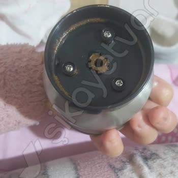 Yağ Kusması Ve Bıçak Atması: Musullu Baharat Öğütücüsündeki Beklenmedik Arıza