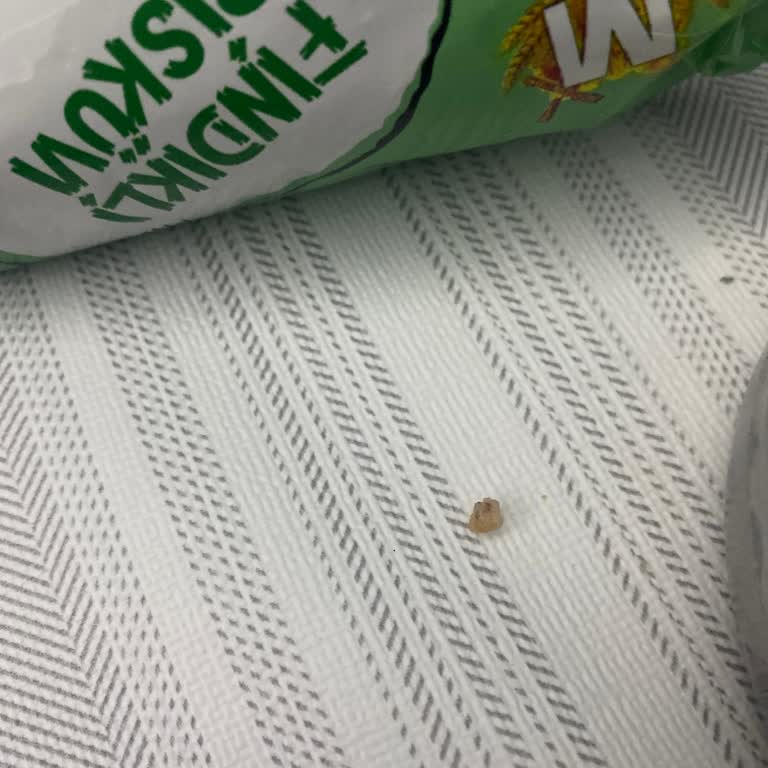 Migros Bisküvisinde Cam Parçası Şoku