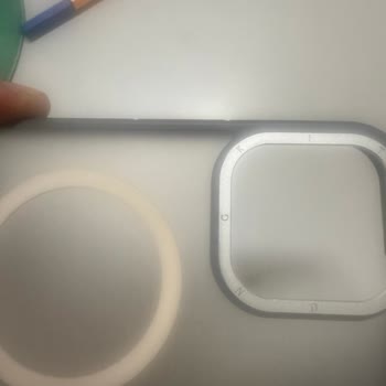 Youngkit Kılıfında Renk Ve Çizik Sorunu