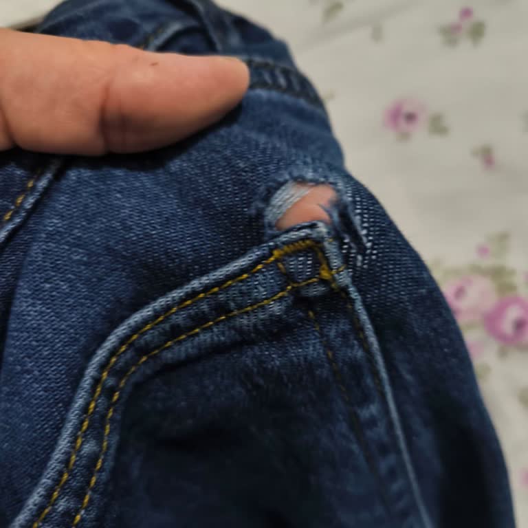 Kot Pantolonum İlk Kullanımda Yırtıldı!