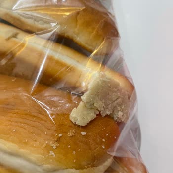 Migros'tan Aldığımız Sandviç Ekmeğinde Şüpheli İçerik