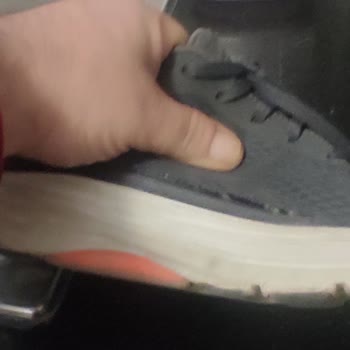 Zapatillas Skechers se rompen en poco tiempo