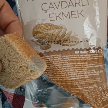 A101'den Aldığım Ekmek Hızla Küflendi Ve İletişim Kurulamıyor
