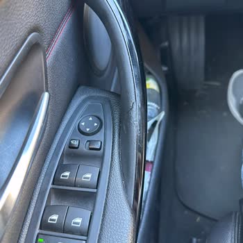 BMW 4.18 Grancoupe Kapı Kollarında Kronik Eriyen Plastik Sorunu