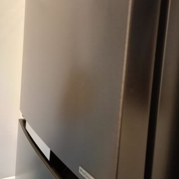 Severek Aldığımız Buzdolabında Kapak Göçükleri Sorunu