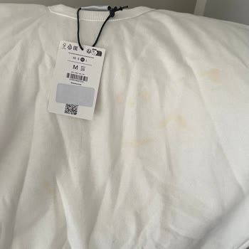 Bershka'dan Lekeli Sweatshirt Ve Yetersiz Müşteri Hizmeti