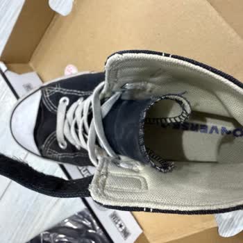 Converse Ayakkabılarında Üretim Hatası Ve Yetersiz Müşteri Hizmeti