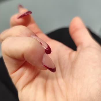 Protez Tırnakta Hayal Kırıklığı Ve Ekstra Ücret