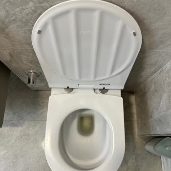 ECA Klozetlerde Tasarım Sorunu Ve Müşteri Hizmetleri Eksikliği