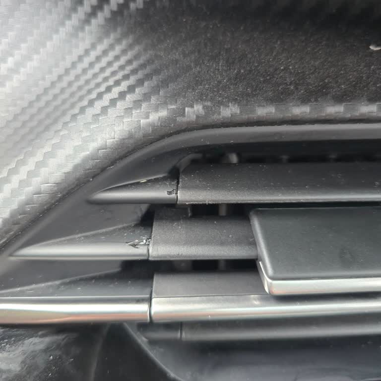 Peugeot 2008'de Garanti Kapsamı Dışında Bırakılan Klima Sorunu