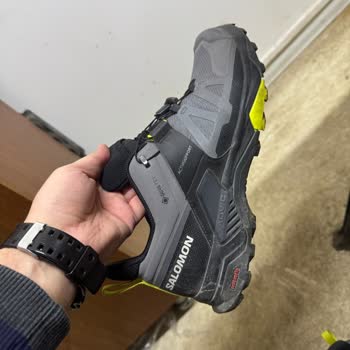Salomon Ayakkabının Hızlı Deformasyonu