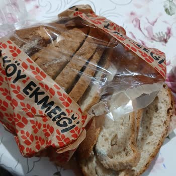 BİM'den Alınan Küflü Ekmek Şoku