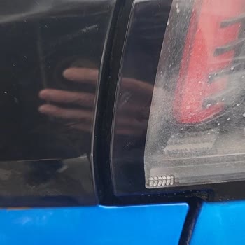 Peugeot 208'in Kalitesiz Far Sorunu