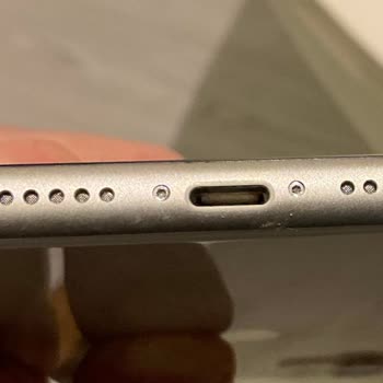 Apple Yetkili Servisinde Hasarlı Vida İddiası Mağduriyeti