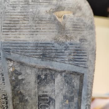 Ayakkabı Kalitesi ve Müşteri Memnuniyeti Üzerine Bir İnceleme