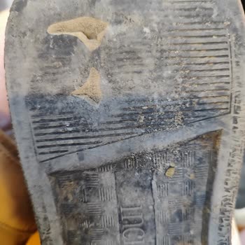 Ayakkabı Kalitesi ve Müşteri Memnuniyeti Üzerine Bir İnceleme