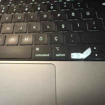 Servis Sonrası Macbook Pro'da Beklenmedik Hasar Ve Maliyet