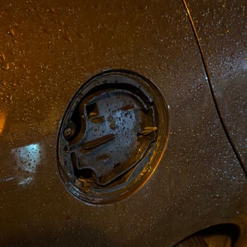 Opet'te Kırılan Depo Kapağı Mağduriyeti