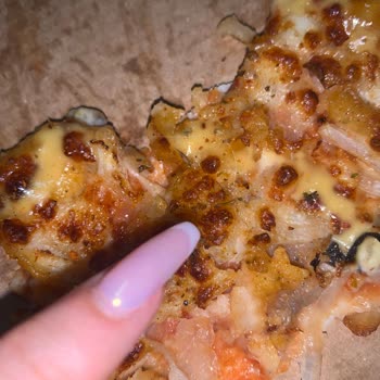 Domino's Pizzada Hijyen Sorunu Ve Eksik Sos