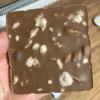 Nestle Damak Çikolata Sorunu