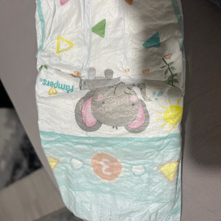 Çiş Göstergesi Eksikliği: Bebek Bezi Deneyimimizde Hayal Kırıklığı