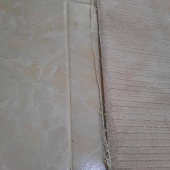 Defolu Koza Halı Ürünleri Ve Sivas Köşk Halı'nın İlgisizliği