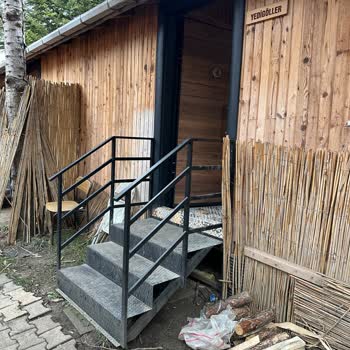 Poi Oberj Bolu Bungalov'da Hayal Kırıklığı: Konfor Ve Temizlik Sorunları!