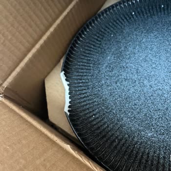 Kırık Yemek Takımı Ve İndirim Karmaşası