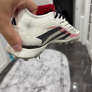 Adidas Kramponlarda Kalite Sorunu Ve İade Talebi