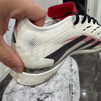 Adidas Kramponlarda Kalite Sorunu Ve İade Talebi
