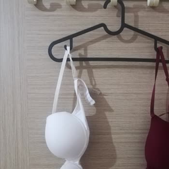 Pier Cardin Sütyeninde Kalitesiz Malzeme Ve Koku Sorunu