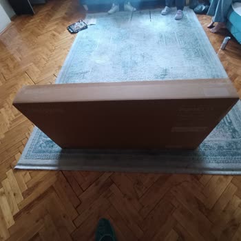 Güreller Elektronik Teslimatta Hasarlı TV Ve Yetersiz Destek!