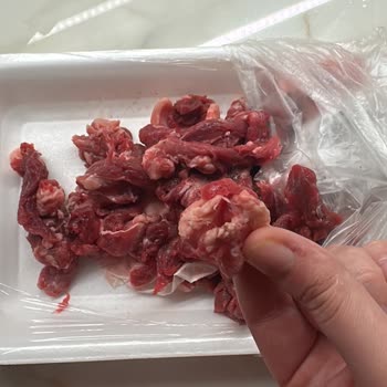 Carrefour SA Kuşbaşı Et Yerine Kırpıntı Et Sorunu