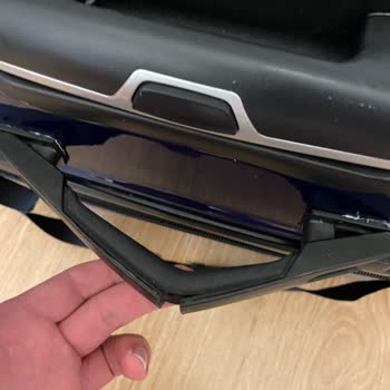 Sunexpress İle Seyahatte Yaşanan Valiz Hasarı Ve Kayıp Para Sorunu