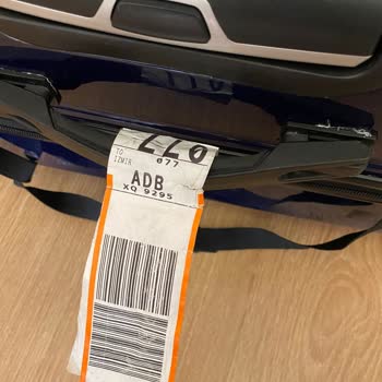 Sunexpress İle Seyahatte Yaşanan Valiz Hasarı Ve Kayıp Para Sorunu