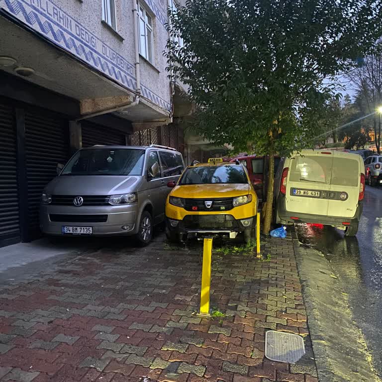 Kaldırım İşgali: Yayaların Güvenliği Tehlikede!
