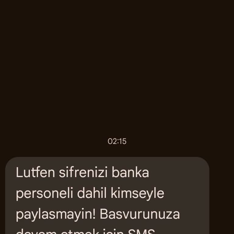 Yanlış Numaraya Gece Yarısı Gelen Mesaj: QNB Banka'nın Hatası