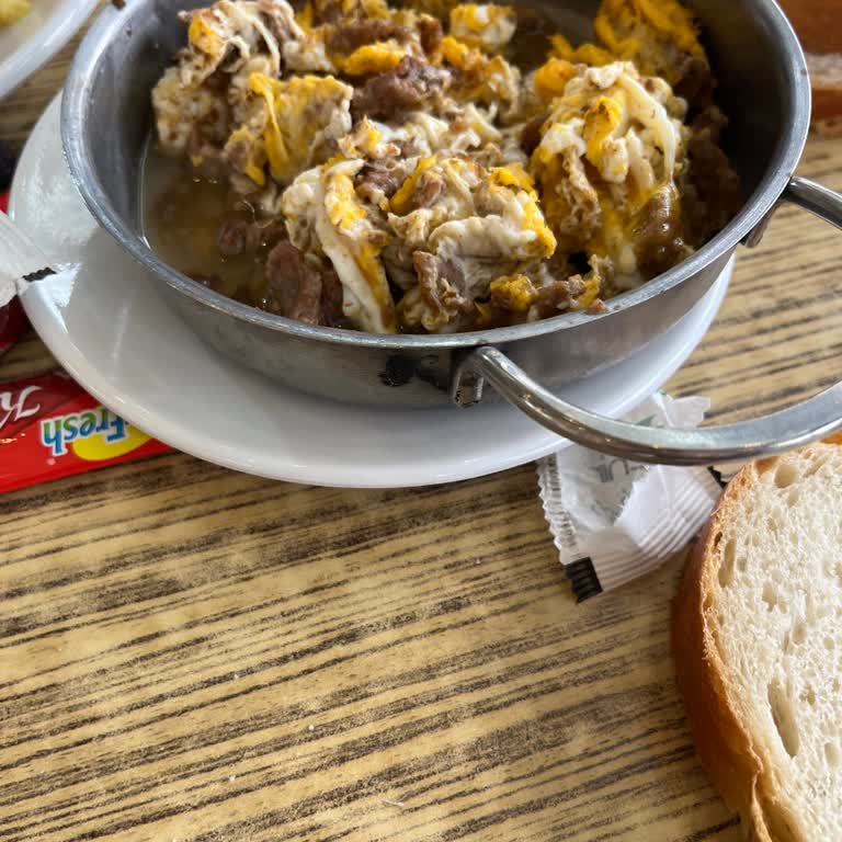 Mini Köşk Kahvaltı Deneyiminde Hayal Kırıklığı