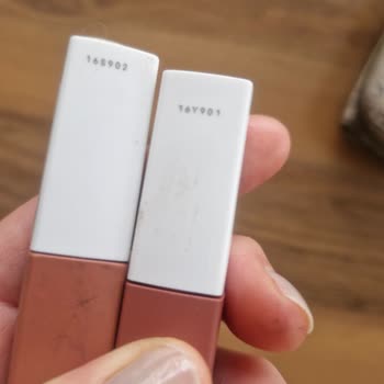 Maybelline Ruj Renk Değişikliği Sorunu