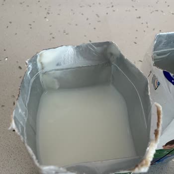 Küflü Çocuk Sütü: Sağlık Riski Ve Hijyen Eksikliği