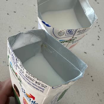 Küflü Çocuk Sütü: Sağlık Riski Ve Hijyen Eksikliği