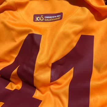 GS Store'dan Gelen Hayal Kırıklığı: Kalitesiz Forma Ve Geç Teslimat