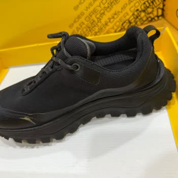 Greyder Su Geçirmez Ayakkabı, Su Gibi Eriyor!